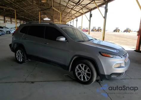 2017 Jeep Cherokee Latitude z USA, uszkodzony, nr VIN 1C4PJLCB0HW502753